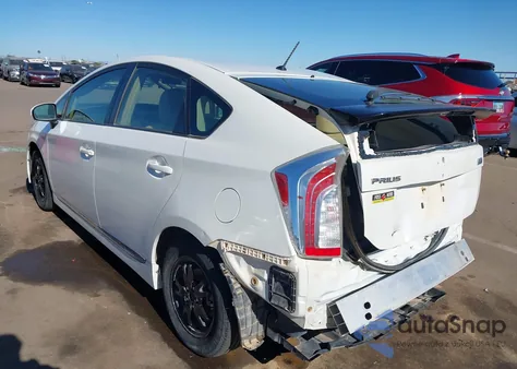 2014 Toyota Prius Two z USA, uszkodzony, nr VIN JTDKN3DU9E0388166